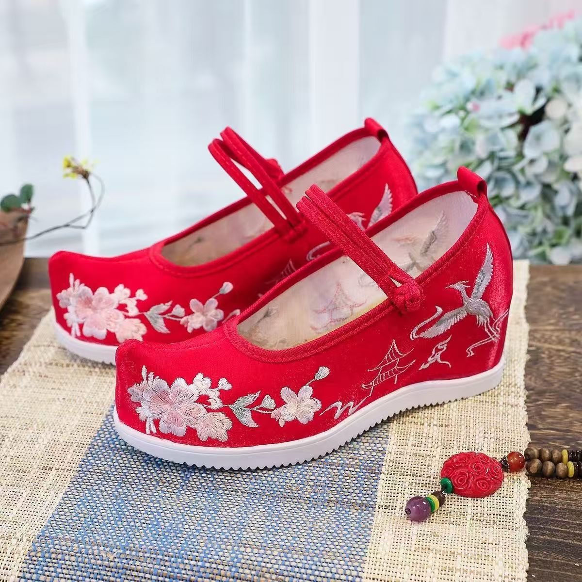 Embroidery Shoes - Vrouwen verhoogde interne geborduurde schoenen dikke