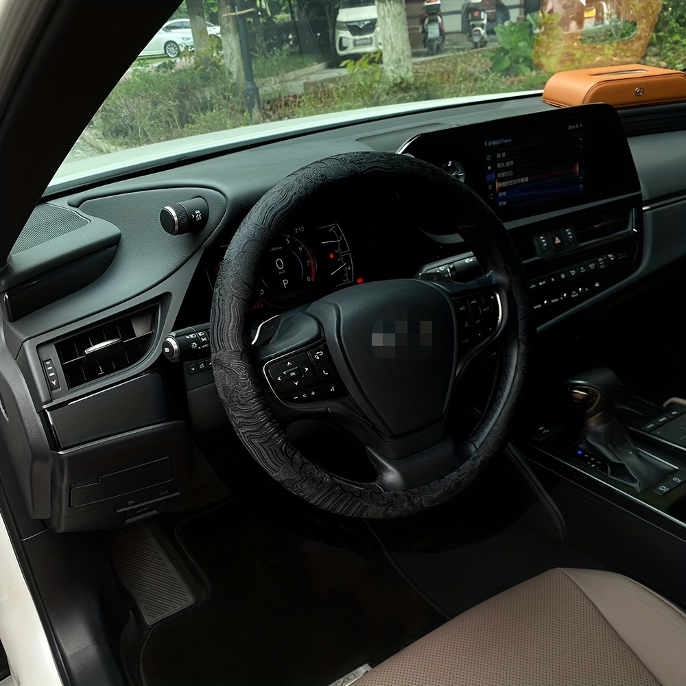 Auto-stuurhoes, brokaatborduur - Embroidery Hub recensie en prijs