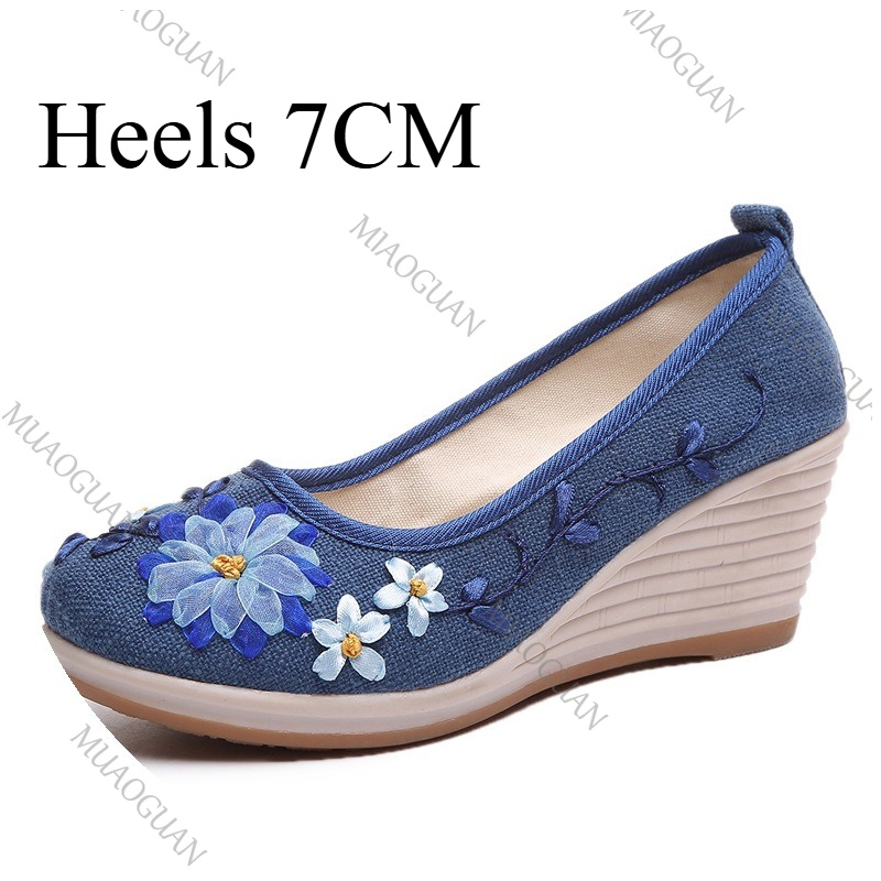 Geborduurde dames comfort wedg - Embroidery Shoes recensie en prijs